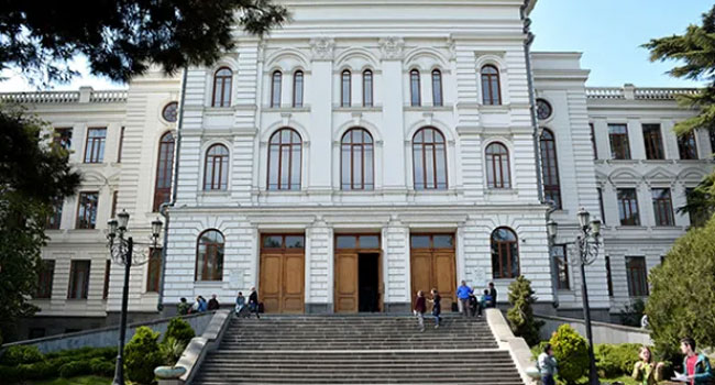 “ვითხოვთ ჯაბა სამუშიას გადადგომას” _ თსუ-ს სტუდენტები