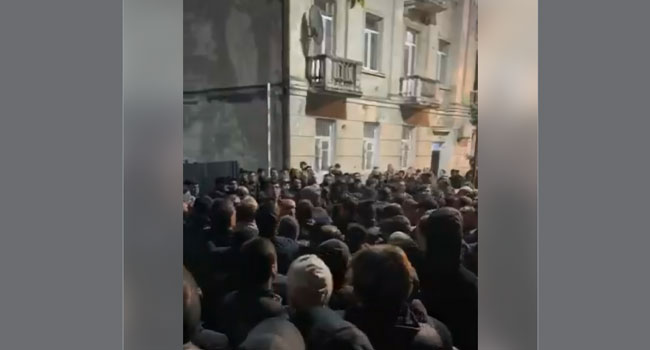 აფხაზეთში საპროტესტო აქციები გრძელდება _ ოპოზიციამ დაკავებების საპასუხოდ სტრატეგიული ხიდები გადაკეტა