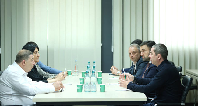 ცესკოს ხელმძღვანელი პირები „პატრიოტთა ალიანსის“ წარმომადგენლებს შეხვდნენ