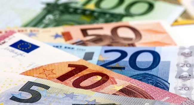 რამდენად შეიძენთ ევროსა და დოლარს 25 ივნისს
