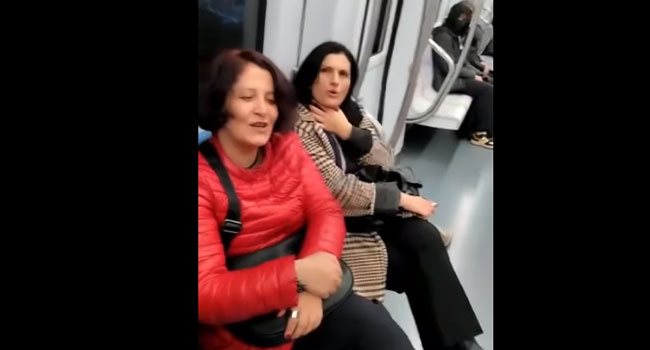 ქართველმა ემიგრანტებმა რომის მეტროში ” საქართველო ლამაზო” იმღერეს – ახალი წლის პოზიტიური მილოცვა