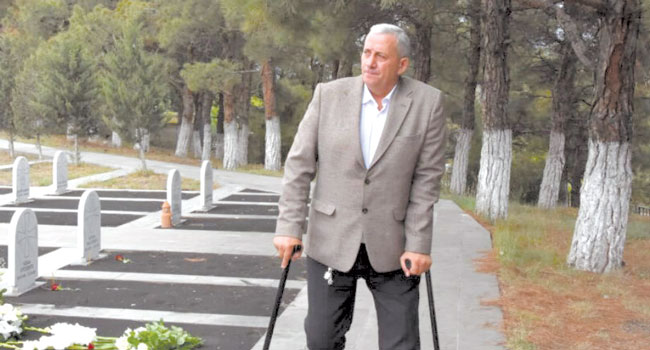 “ადამიანში შეცდომასა და ცუდზე  ნუ გაამახვილებთ ყურადღებას” _ აფხაზეთის ომის გმირი ახალგაზრდებს აფხაზეთის ნახვას უსურვებს
