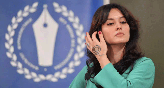 თინა კანდელაკს ყაზახეთში შესვლას აუკრძალავენ